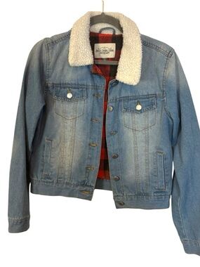 Ashley-Vintage Charm Denim furry lined Jacket Red & Black Plaid Size Medium